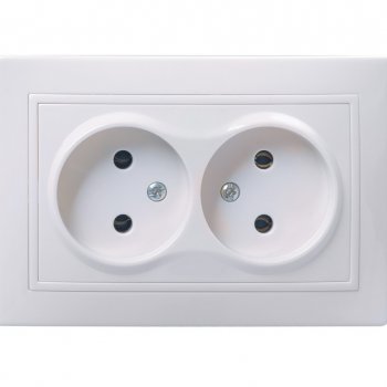 Розетка IEK Кварта 2-ая белый б/з (9/180)