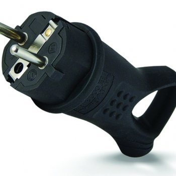 Вилка каучук Универсал угловая кольцо с заземлением 16А (40)