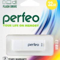 Флэш-диск Perfeo 32GB C04 белый