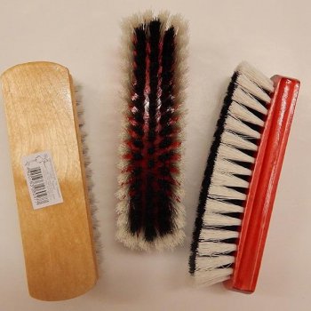 Щетка для одежды синтетика 167х46 (57)