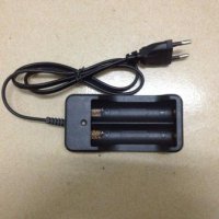 Зарядное устройство для 2 аккумулятора 18650 202А