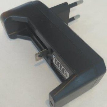 Зарядное устройство для 1 аккумулятор Li-ion универсальный DC001