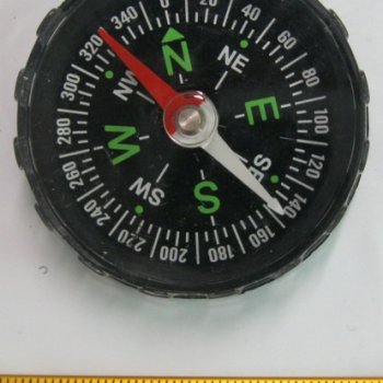 Компас 045А пластик (100)