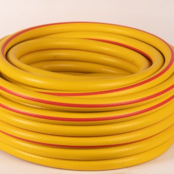 Шланг д/полива d1/2" ПВХ 50м трехслойный армированный стенка 2мм Акварель (66)