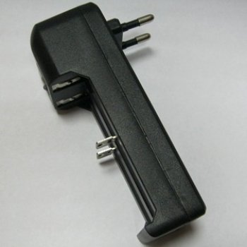 Зарядное устройство для 2 акк Li-ion универсальный LC-263