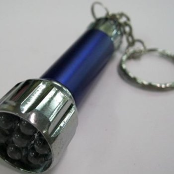 Фонарь брелок 169/618-7 7LED 3xG13 (30)