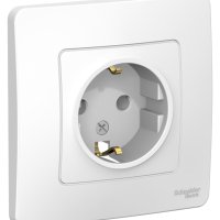 Розетка Blanca 1-СП с заземлением белый (10)