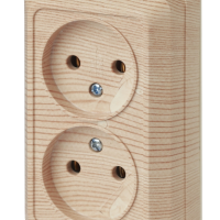 Розетка 2х2P 16А IP20 сосна Intro Quadro