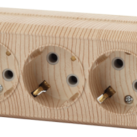 Розетка 3х2P+E 16А IP20 сосна Intro Quadro