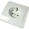 Розетка Валери 1-ая с заземлением белый (10/200)