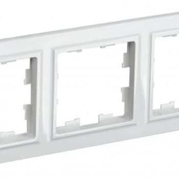Рамка 3-ая белый IEK Brite