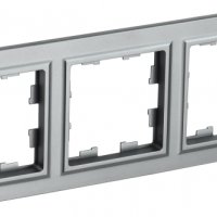 Рамка 3-ая сталь IEK Brite (10/100)