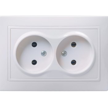 Розетка IEK Кварта 2-ая белый б/з (9/180)