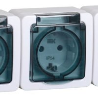 Розетка IEK Гермес 3-ая c/з IP54 белый/дым (4/40)