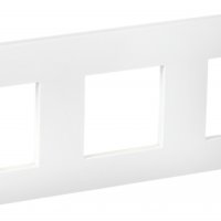 Рамка 3-ая арктический белый IEK Skandy (10)
