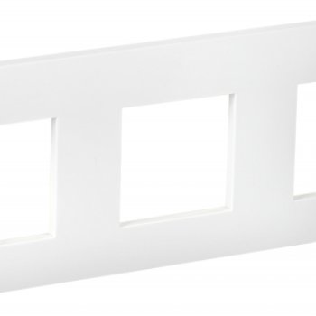 Рамка 3-ая арктический белый IEK Skandy (10)