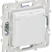 Роз. 1-ая с/з шторки крышка IP44 арктический белый IEK Skandy (10)