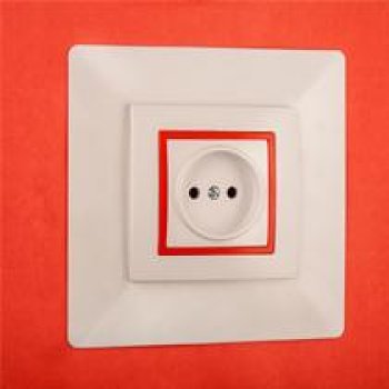 Рамка Byelectrica защита обоев 140х140мм белая (280)