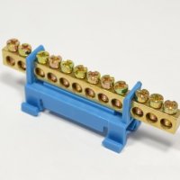 Шина N (ноль) изолятор Стойка на DIN-рейку 6x9мм 14 отверстий латунь синий IEK (10/300)