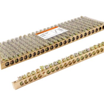 Шина без изолятора PEN 6x9мм 24 отверстия крепеж по краям TDM (10/220)