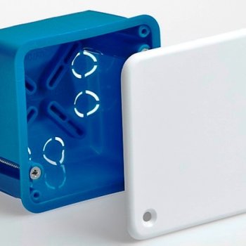 Коробка Тусо 70х70х45мм крышка лапки (120)