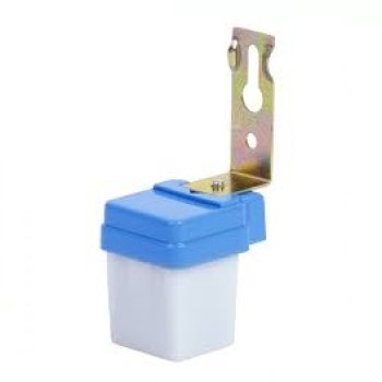 Фотореле 1300Вт 5-15Лк IP44 IEK ФР 600 (10)