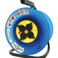 Удлинитель-катушка 4гнезда 30м с заземлением ПВС 3500Вт 3x1.5мм² IP44 Универсал ВЕМ-250*