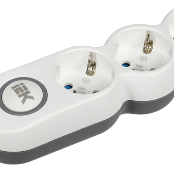 Удлинитель 3гнезда  5м заземление выключатель 3500Вт ПВС 3х1,5мм² IEK UNO У03В (8)