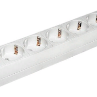 Удлинитель 6гнезда 3м с заземлением ПВС 3500Вт 3x1мм² IEK У06 (6)