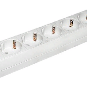 Удлинитель 6гнезда 3м с заземлением ПВС 3500Вт 3x1мм² IEK У06 (6)