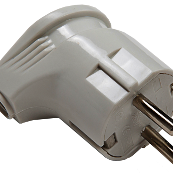 Вилка InHome угловая с заземлением белая 16А 4110 (30/300)