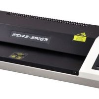 Ламинатор PINGDA PDA3-330 CN A3 (60-250 мкм), 500 мм/мин, 4 вала (2 горячих, 2 холодных), горячие валы с внутренним нагревом, регулировка температуры, реверс, допускается фольгирование, металлический корпус