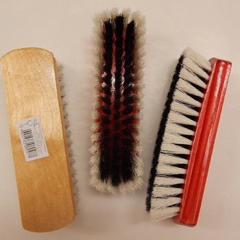 Щетка для обуви натуральный волос 167х46 (57)