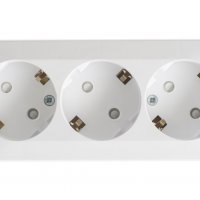 Розетка Этюд 3-ОП с заземлением шторки белый (9)