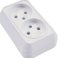 Розетка Makel накладная 2-ая б/з белая (10/100)