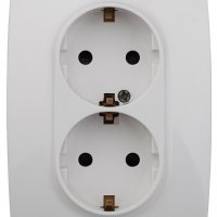 Розетка Эра 12 2-ая с заземлением шторки белый (6)